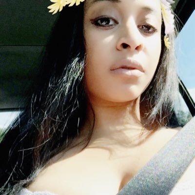 sugardollclarke's profile picture. Where's my bit o' honey old man?