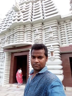 Roshanrakesh931's profile picture. 