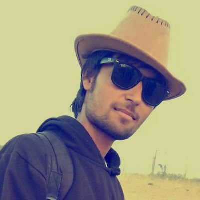 i am a web developer ,i like travelling and photography