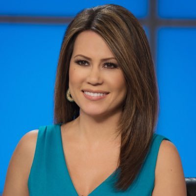 Host, Journalist, Proud Mom Facebook:https://t.co/xRqGR8uDfB Website:https://t.co/ncPENKuiBd