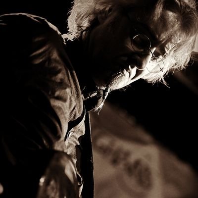 LaurentWilb's profile picture. Guitariste du groupe Morrighans - Organisateur du festival LE PÉAGE DU ROCK - Adjoint à la culture et à la communication du Péage de Roussillon