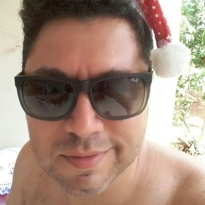 Binhoffm's profile picture. 