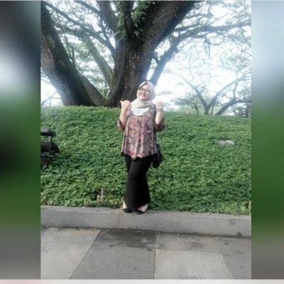 VistaWulansuci's profile picture. 