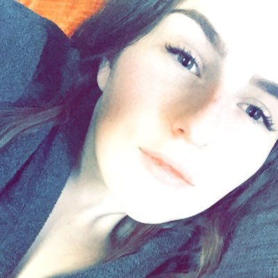 ella_ostberg's profile picture. 18 år och svensk. Lever för allt som är tabu! Har även en blogg där det talas om livet med depression. Kika in där vet jag! https://t.co/e9aVeEwQkn Livsstil