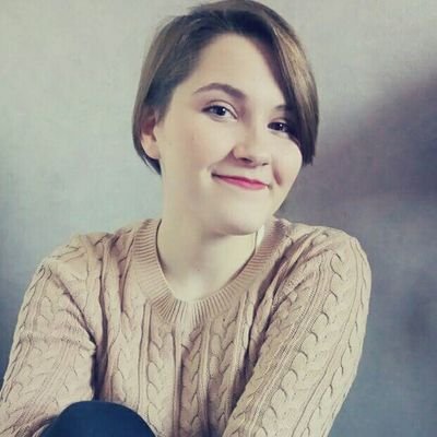 18 years / France / Singing / Drawing / Dancing 
Youtube : https://t.co/xlh5rs8ISh
Instagram: @cocko49