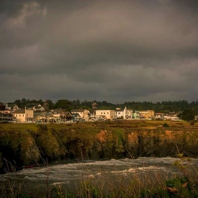 bjohnstone's profile picture. Love and live to cook (in/out doors), create dishes, unique cocktails, art, photography, travel, golf and most of all be with my Laurie.