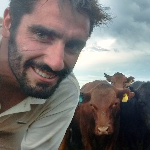 Vet., MSc., MPH, Esp. en Salud Animal | Perfil personal | El contenido no refleja necesariamente el punto de vista de ninguna institución en particular.