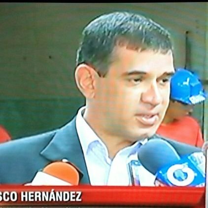 Médico Internista, Nefrólogo Profesor de la Facultad de Medicina de la UCV,
Diplomado en Gestión Salud Pública y Gestión Estrategica,
ExViceministro de Salud