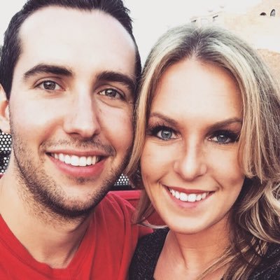 Robin_Rasmussen's profile picture. 29. Chicago📍Detroit. Cubs. Blackhawks.