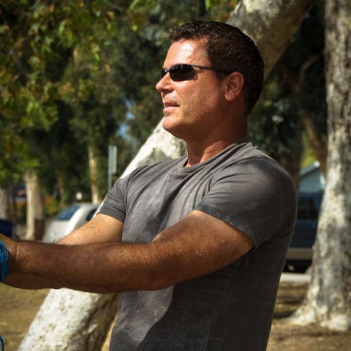 Deanzsyclone's profile picture. 