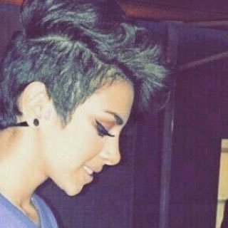 مفضلتي لعلها تمحي ذنوبي💙.