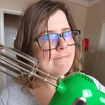 veecybulski's profile picture. Write, work and sleep. Rinse and repeat.