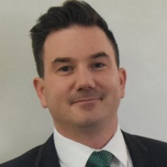 Husband, father, keen golfer and Sales Professional & Experienced Account Director in Tech within General Insurance.