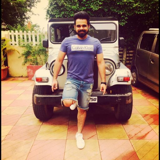 amannagpal91's profile picture. #Recruiter #HeadHoncho, #Headhunter, sometime Head-Shrinker and living proof that only good recruiter is NOT a dead #recruiter. #Hiring for #BestSearchEngine
