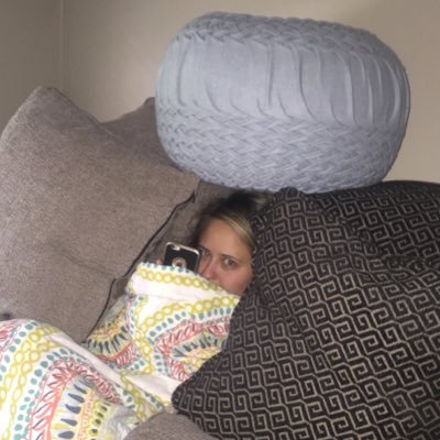 poufs4life's profile picture. 