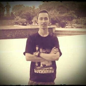 ✩ Super Star ✩
kegagalan awal dari kesuksesan...