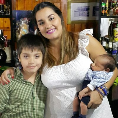 Seamos felices mientras nos dure, si estamos hechos de polvo de estrellas y cuerpos azules