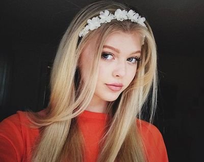 am 14 years old and am a fan of lorengray love you