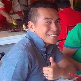 afsatba2's profile picture. artist/collector/freelance marketing and promotions consultant/fashion enthusiast/traveler/facebook addict/a good friend to many ...close friend to a few.