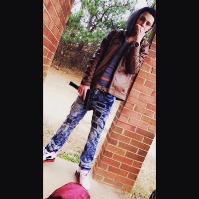 sniper Matt gotta kno Tha meaning😴 17😎 ATL 🌍 🖕🏽$h!t 💰 probably yo girls favorite nigga 😏😁