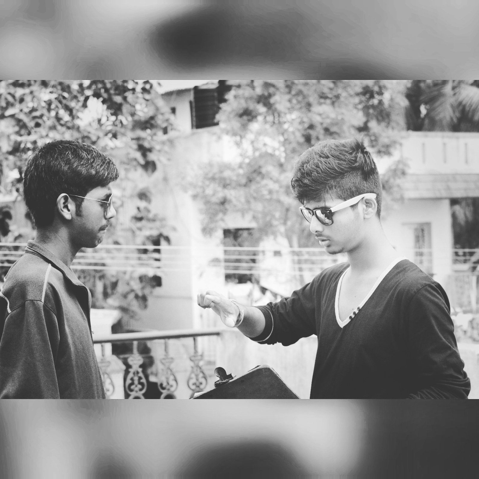 #freelance vfx artist
#game_developer
#srmite
#speedcuber 😈😈