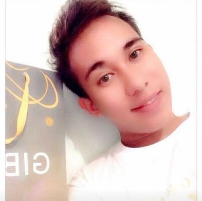 venpaterson_13's profile picture. Kiss me