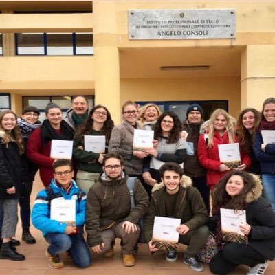 #ScuolaConsoliPinto #CastellanaGrotteBa #DiariodiViaggio 📝#TRENOdellaMEMORIA2017 #Storia #Testimonianza #Impegno #Educazione #Cittadinanzattiva
