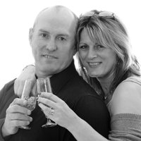 Kevin & Hannah Jones (@all_about_youuk) 's Twitter Profile