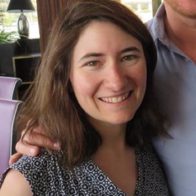 Friends93's profile picture. Passionnée du monde de la télé 📺.