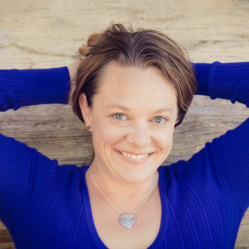 Powerful & earthy aromatherapy jewelry for the mindful soul, gently supporting your life's journey. Essential Oils too.
https://t.co/anBJSi28lw