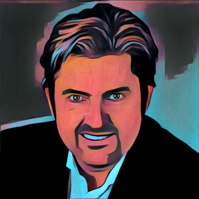 Founder, e-commerce entrepreneur.;
love traveling, aviation, e-mobity, FC Bayern München & Miami Heat.