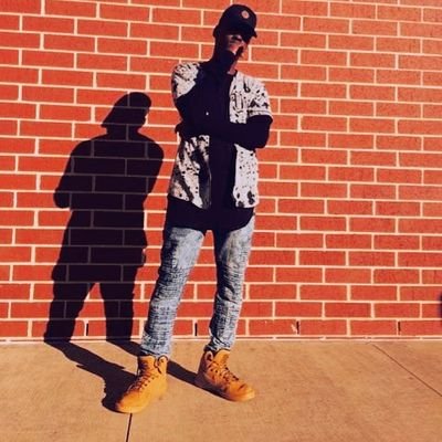 I'm a guy that loves games television anime basketball football dancing gaming new Hard Rock hip hop rap and beautiful independent women
