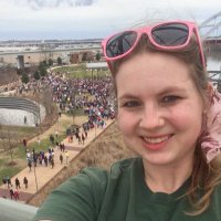Lisa Walton (@lisareneemoore) 's Twitter Profile