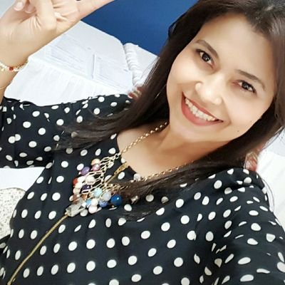 esperanzamatute's profile picture. 