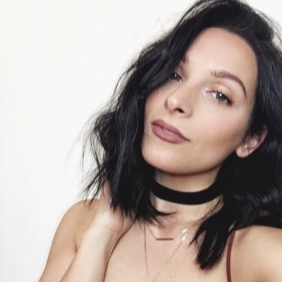 CharlotteFaraci's profile picture. NEW videos every Wed & Sat! 🎥 For ALL THINGS WOMEN check outhttp://charlottefaraci.com9 Come connect with me! Youtube👇🏼