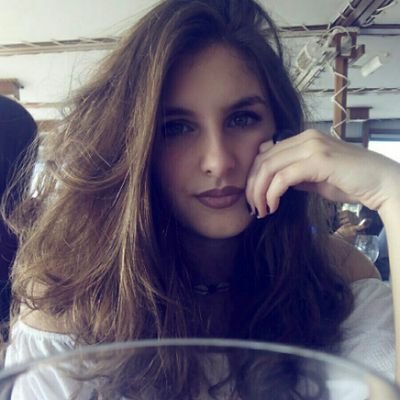 XX. 
Ingeniería Química, USAL 📖
Bailar es más que un sueño, es parte de mi vida.
