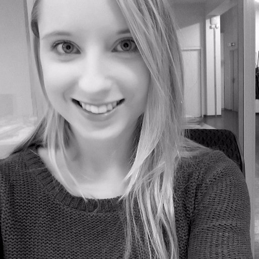 E-Business. Recruiting. Coffee-Junkie. Loves sunny days & thinking outside the box. #Recruiting #Digital #Tech