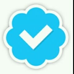 allanaub27's profile picture. 