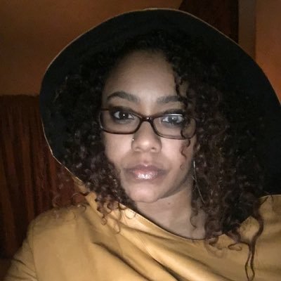 ChloeDani's profile picture. 