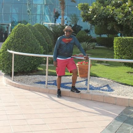 leeroyndhlovu's profile picture. Person .Partner. Parent. Pupil. Patriot.