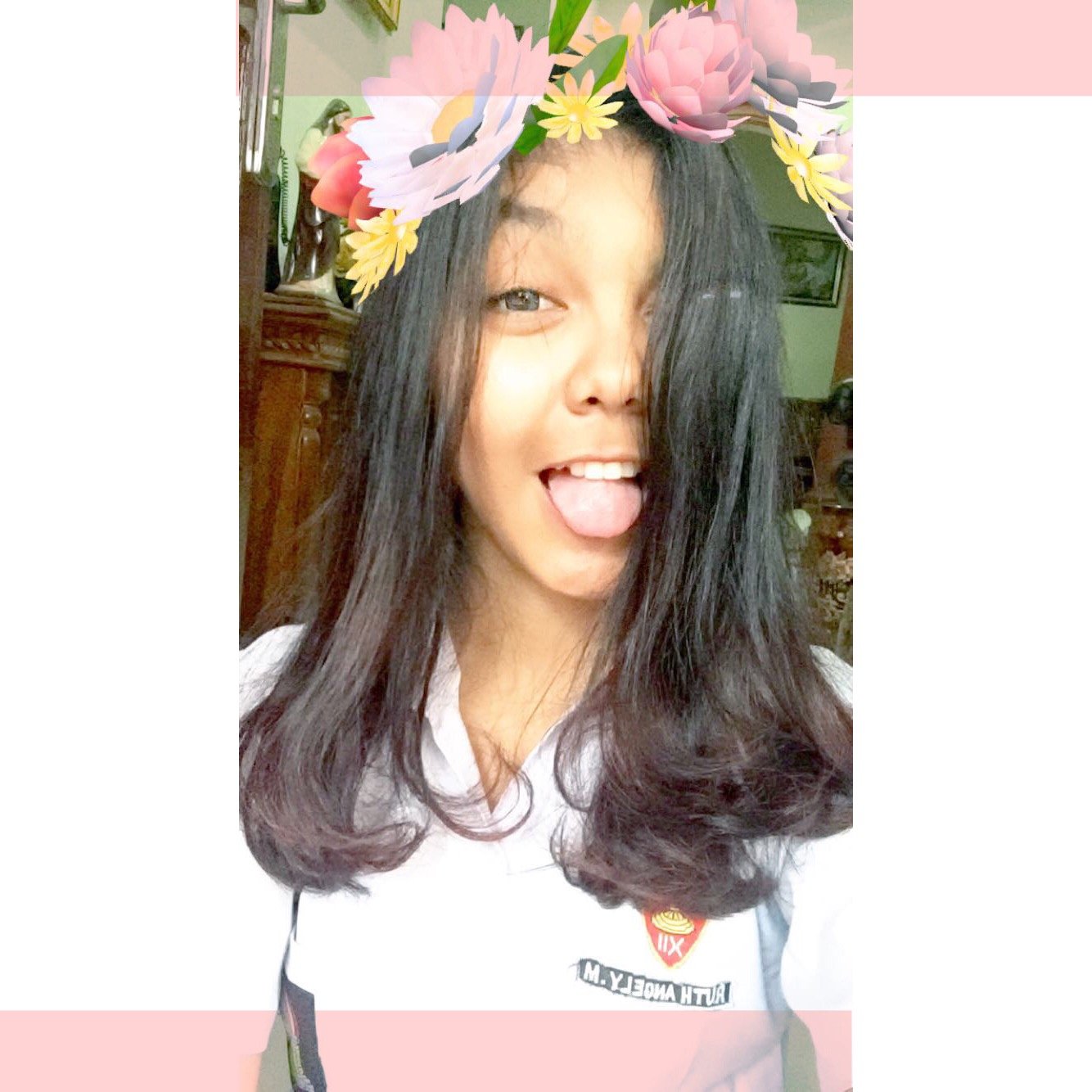 ruthangely's profile picture. 