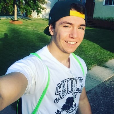 31 | Fitness/Sports/eSports Enthusiast
🎓 UofAlberta BA