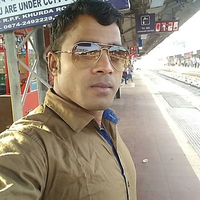 Angadyadav23's profile picture. 