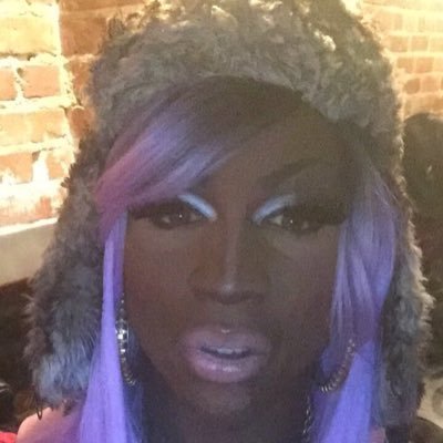 Seattle up and coming entertainer....