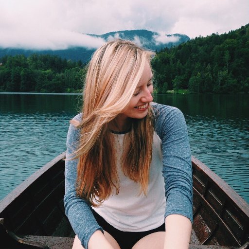 Bethanwild's profile picture. Making life out of art, making art out of life.