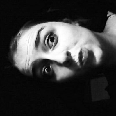 MarketArms's profile picture. Máma jednoho prcka 🖍️ #mlikonamozku
            ~ bohemista 📖 
~ bookworm 📚 ~ foodlover 🍣 ~ potterhead 🪄