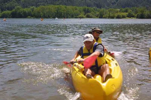 AuvergneLoisirs's profile picture. 3 bases de loisirs : pont du Château, Sauvagnat St M et le Lac Chambon : Canoë, canyon...