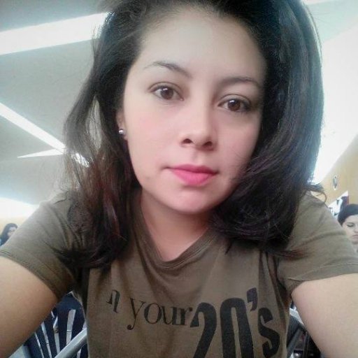 YanethVanegas16's profile picture. 