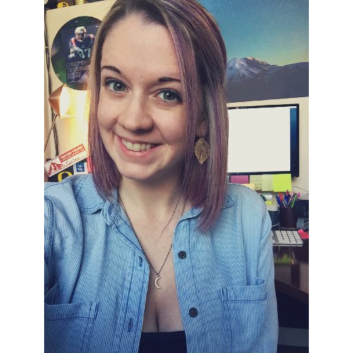 Creative_Chels's profile picture. UO Grad / Dog Mom / Starstuff / Currently a Project Manager