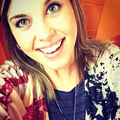 ooh_livv's profile picture. Live the life you love, love the life you live!